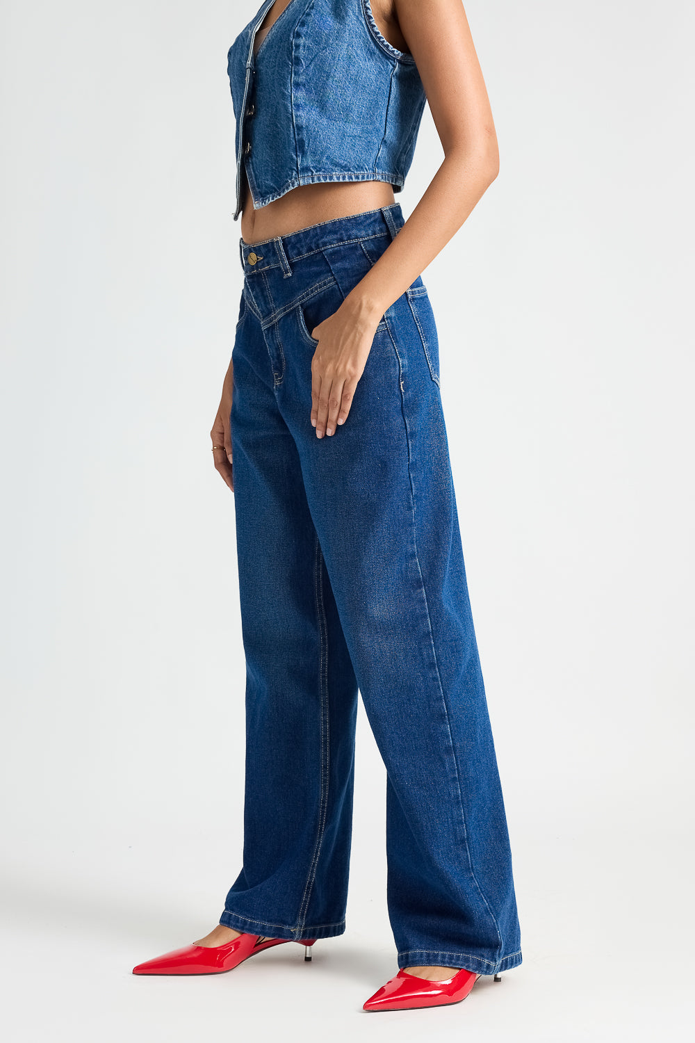 Dark Blue Fish Cut Women's Straight Fit Jeans