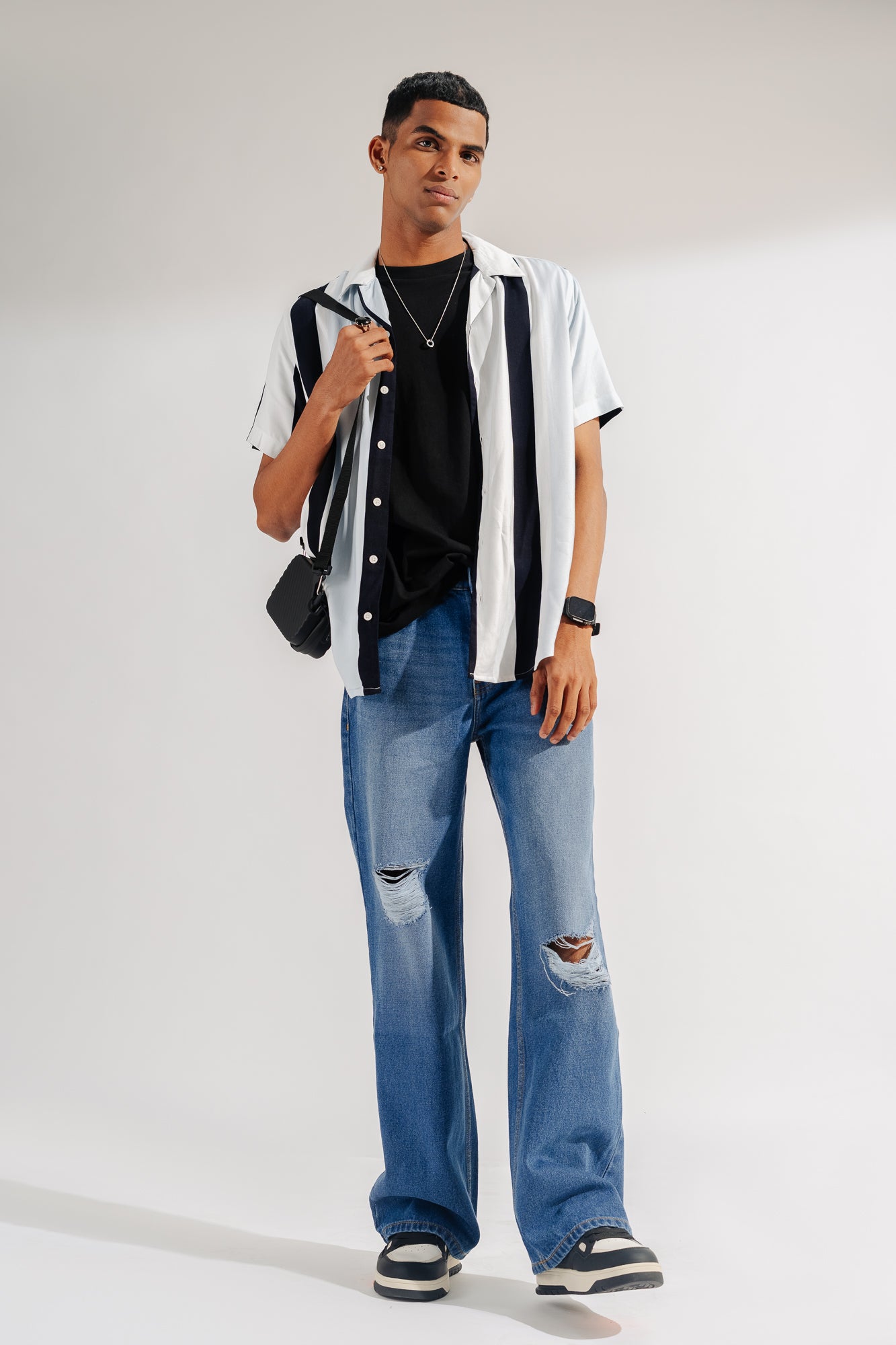 Distressed Wide Men's Jeans