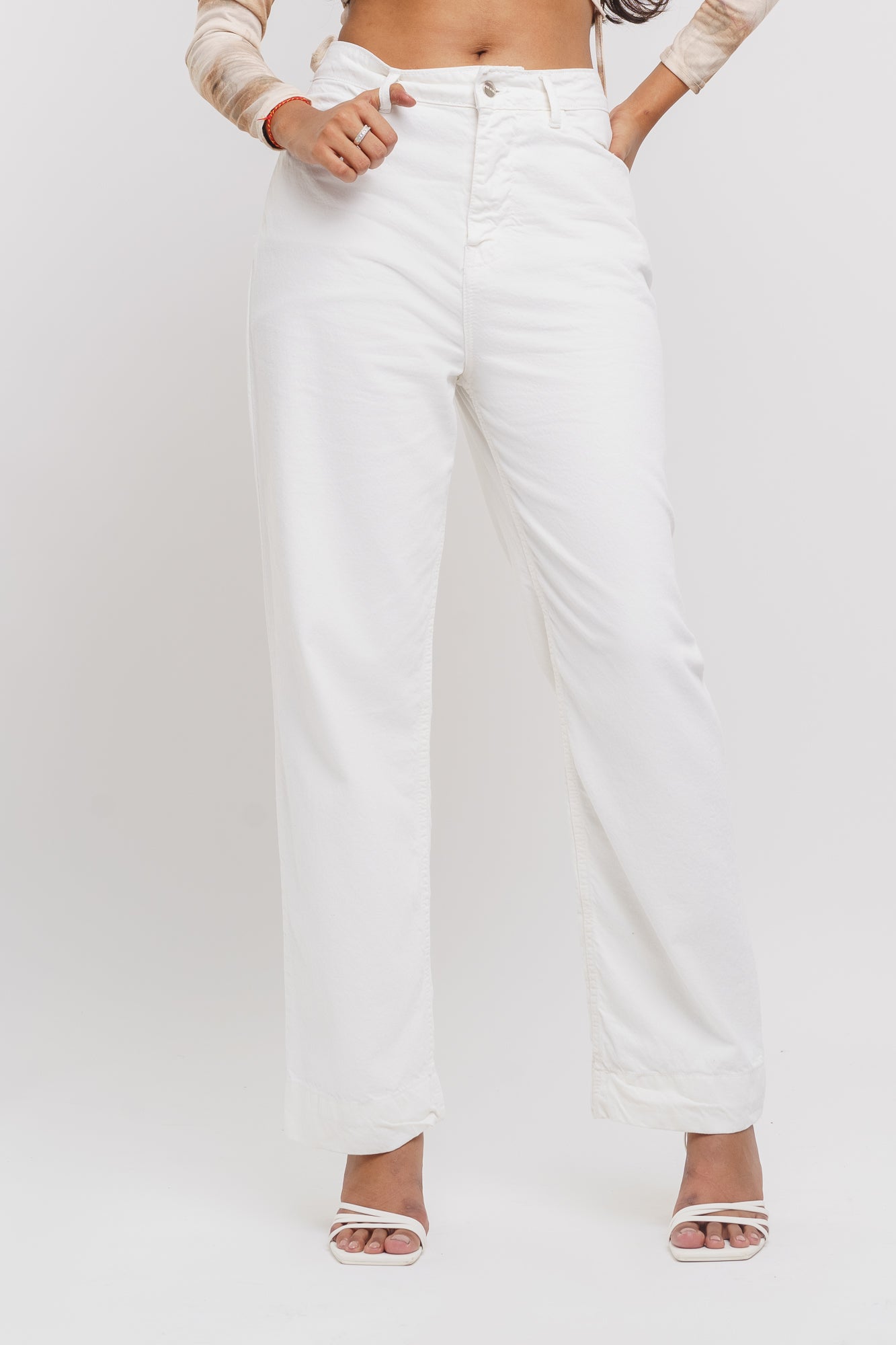 White Women's Straight Jeans