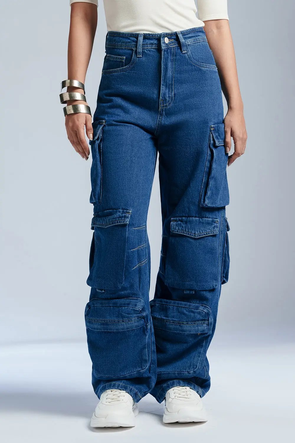 Indigo Women's Baggy Straight Cargo Jeans